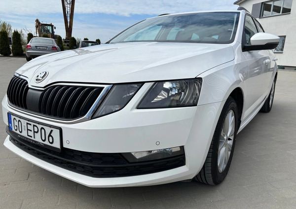 Skoda Octavia cena 44895 przebieg: 235403, rok produkcji 2017 z Żukowo małe 79